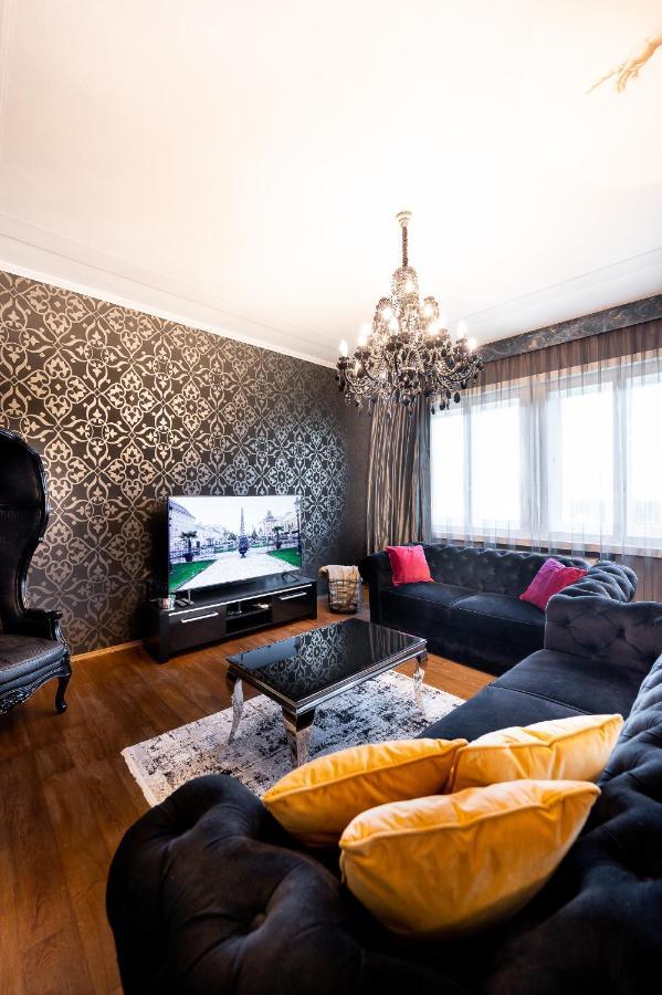 Premium Apt Kosice Center 3 Room 150M2 Hlavna Ulica Exterior photo